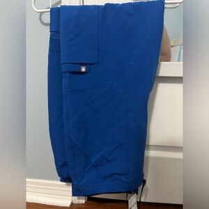 Brand New figs men’s scrubs NWT